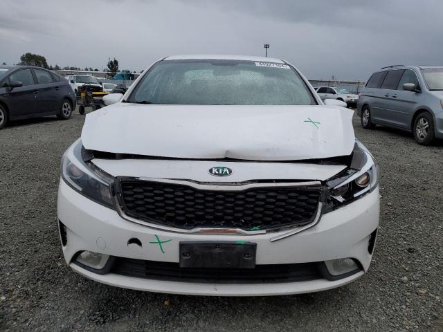 VIN 3KPFL4A7XHE074274 2017 KIA Forte, LX no.5