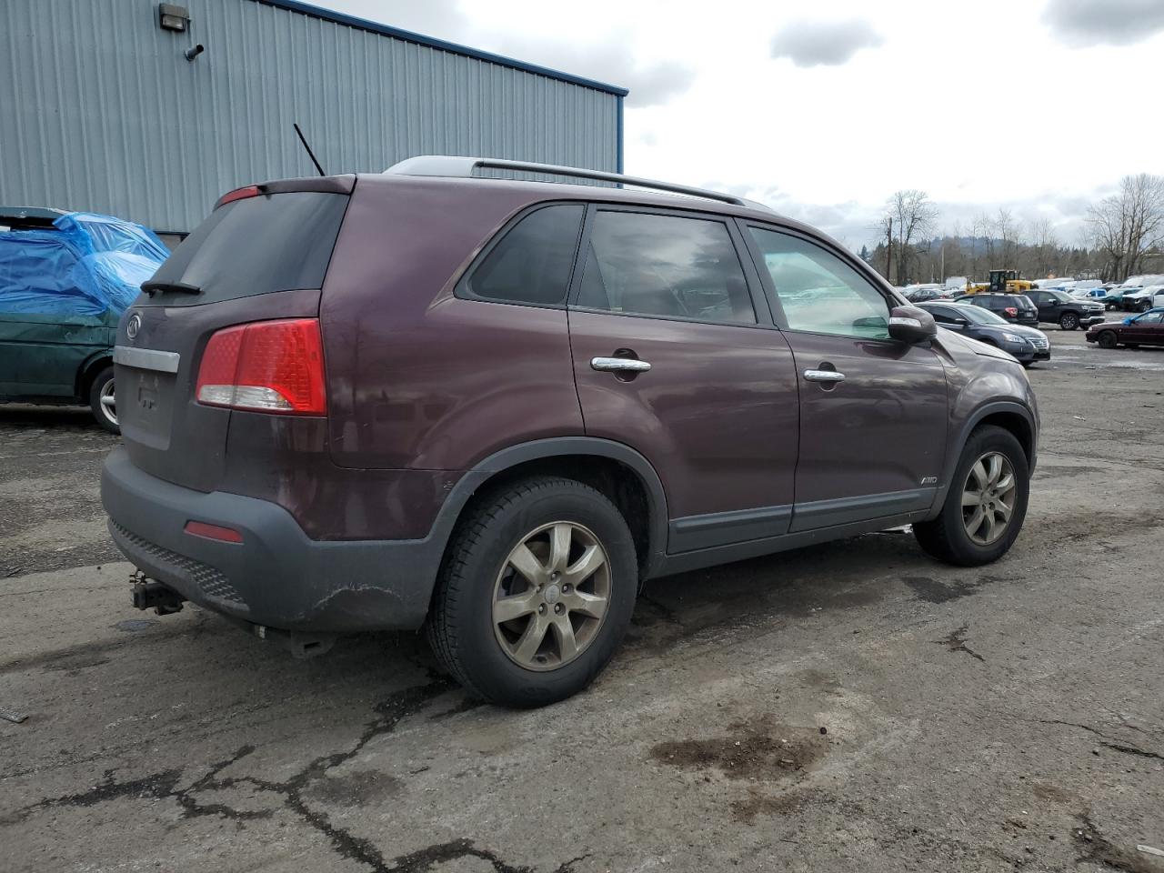 5XYKTDA28CG297704 2012 Kia Sorento Base
