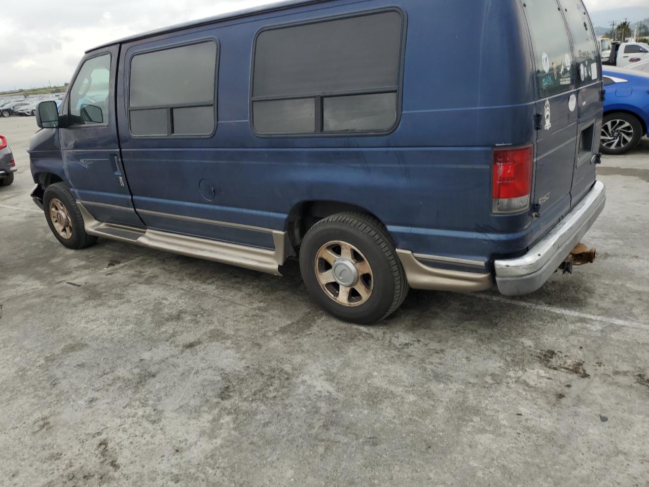 1fdre14lx4ha70398 1FDRE14LX4HA70398 2004 Ford Econoline E150 Van