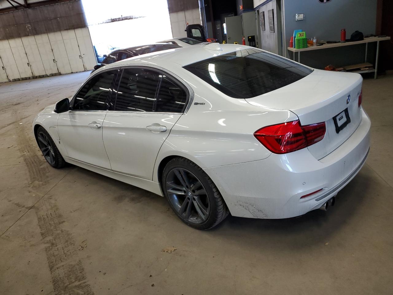 Lot #2340629236 2017 BMW 330E