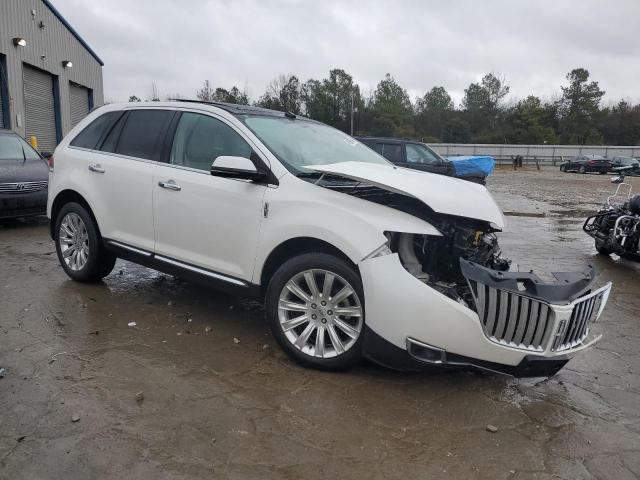 VIN 2LMDJ8JK8DBL15551 2013 Lincoln MKX no.4