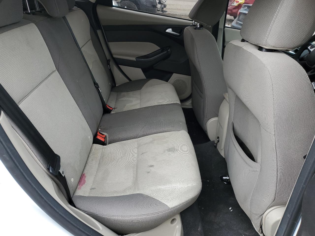 1FADP3K20EL254249 2014 Ford Focus Se