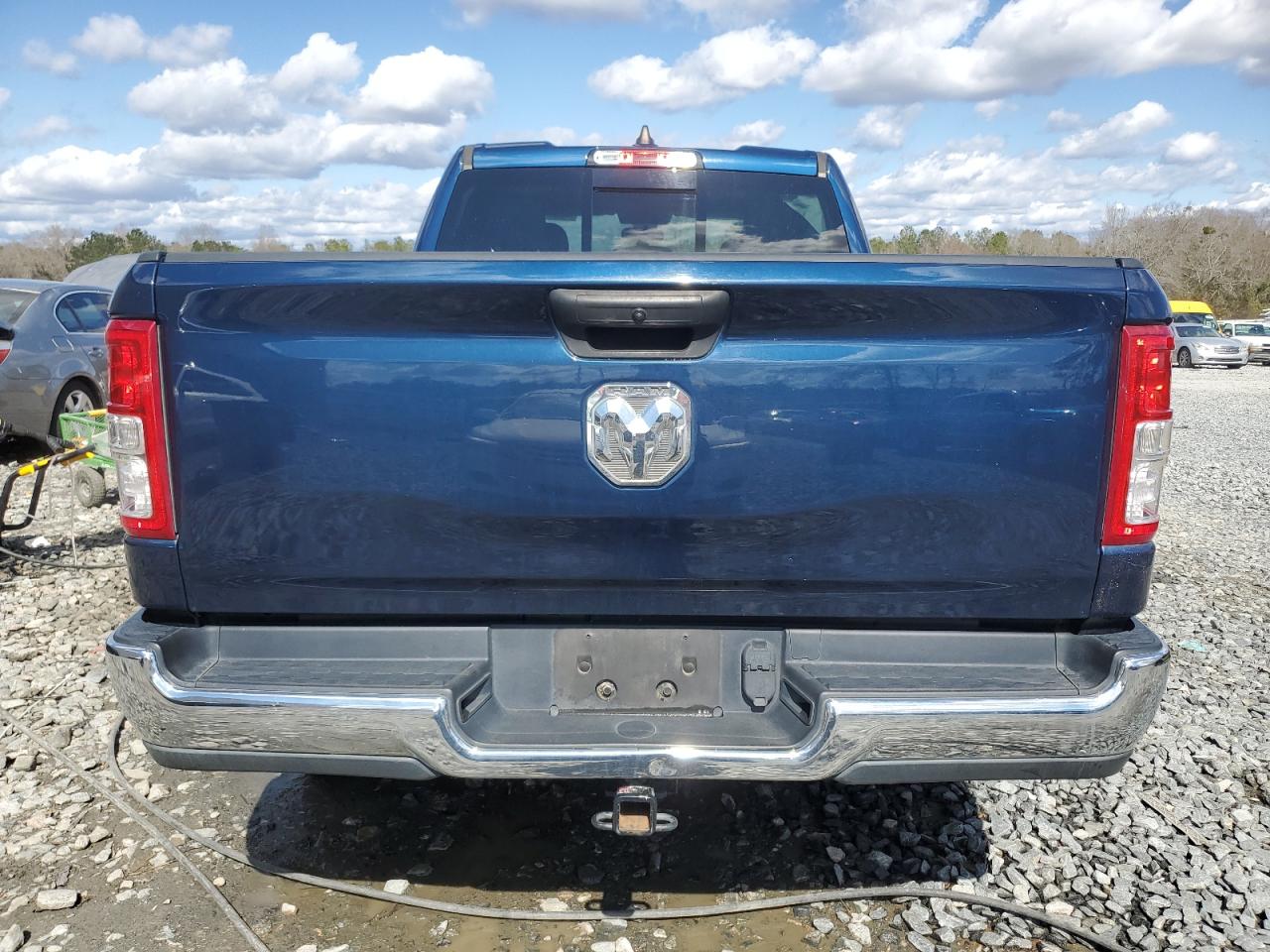 2019 Ram 1500 Tradesman vin: 1C6RRECT1KN737950