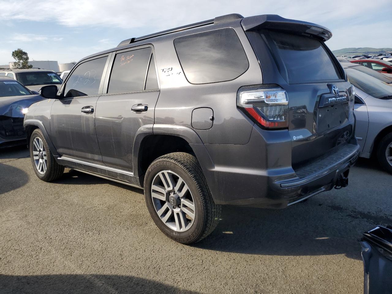 JTEAU5JR2N5266662 2022 Toyota 4Runner Trd Sport