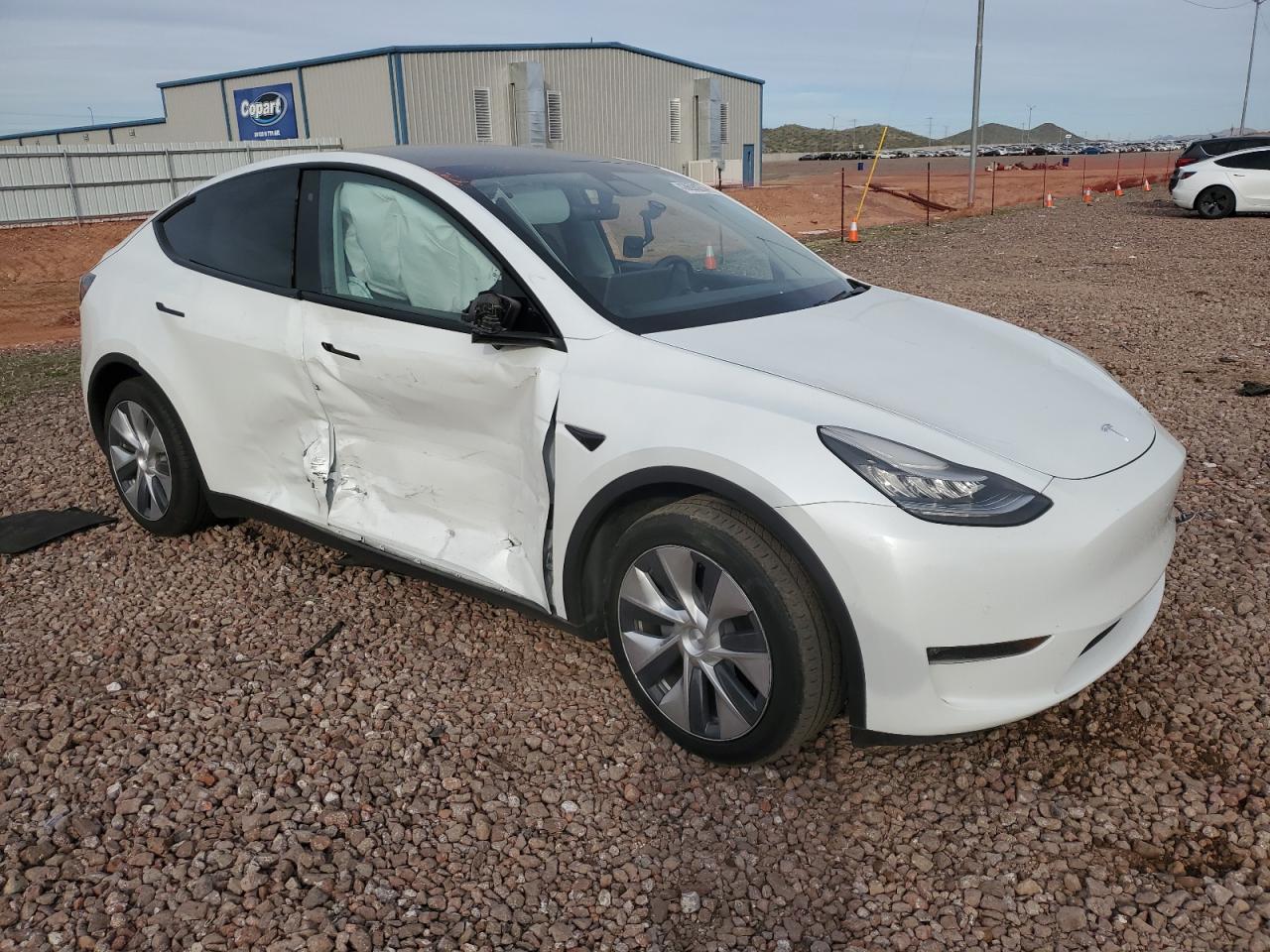 5YJYGDEE2LF026163 2020 Tesla Model Y