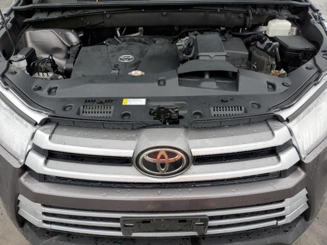 VIN 5TDBZRFHXKS745841 2019 Toyota Highlander, LE no.12