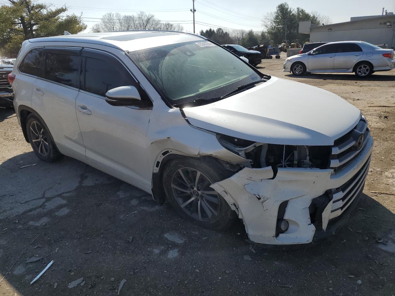 Lot #2645424876 2017 TOYOTA HIGHLANDER