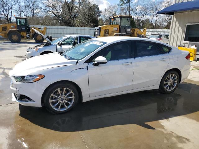 Lot #2473631219 2017 FORD FUSION SE salvage car