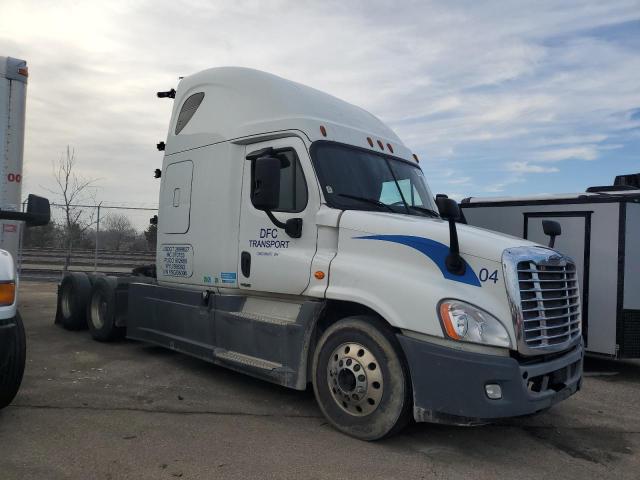 Lot #2519227728 2015 FREIGHTLINER CASCADIA 1 salvage car