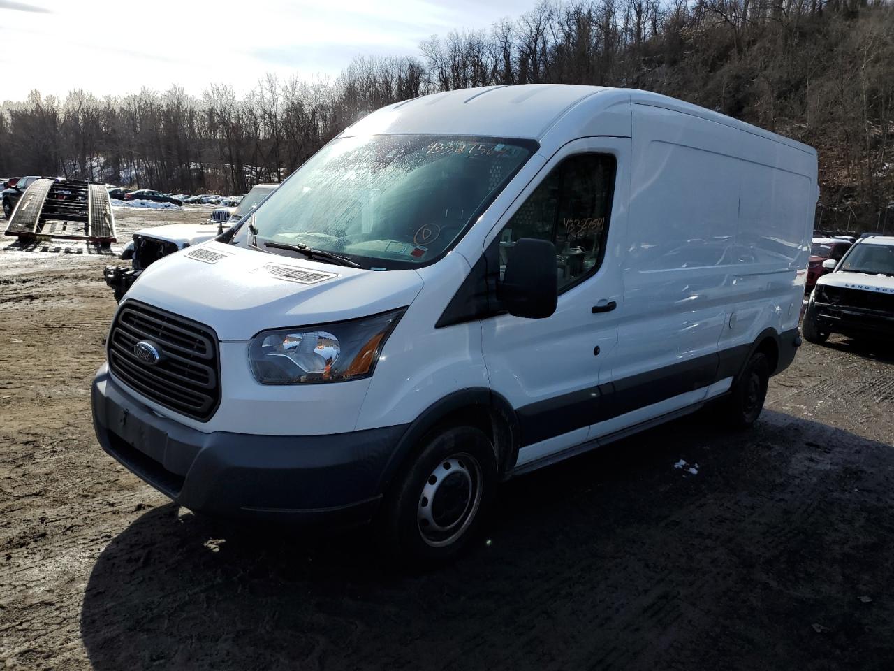 VIN: 1FTBW2CM6JKA27663 2018 FORD TRANSIT