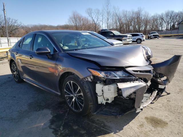 VIN 4T1G11AK1LU358511 2020 Toyota Camry, SE no.4