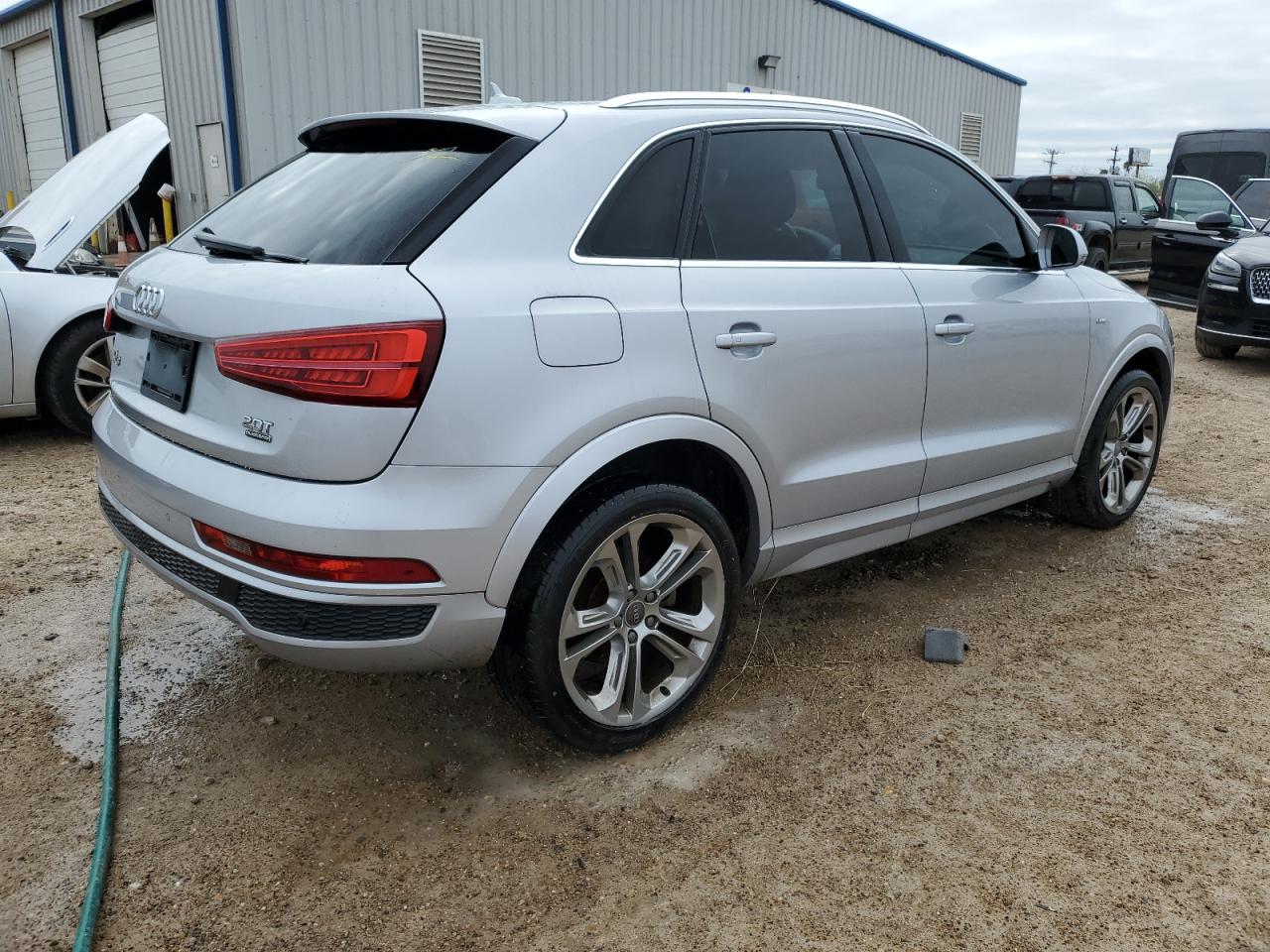 WA1GFCFS0GR017498 2016 Audi Q3 Prestige