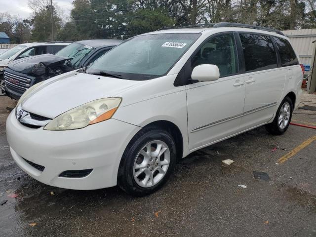 2006 Toyota Sienna XLE