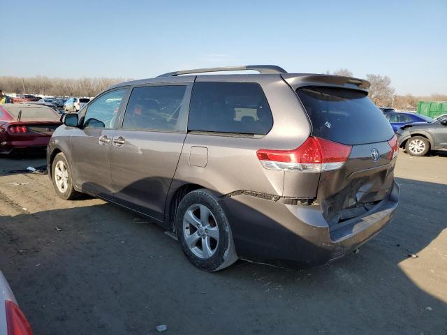 5TDKK3DC7BS123626 | 2011 Toyota sienna le