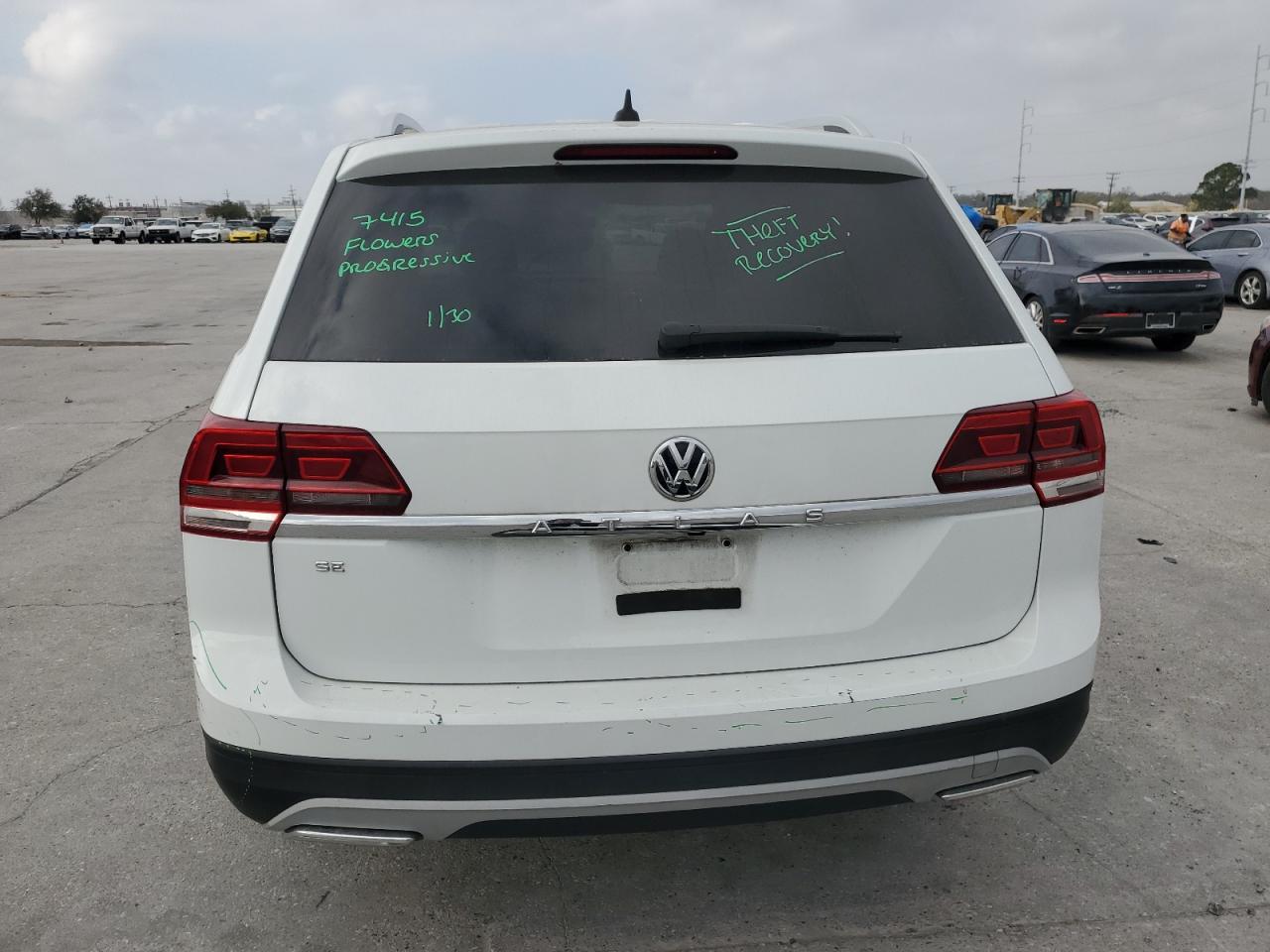 2019 Volkswagen Atlas Se vin: 1V2WP2CA3KC594296