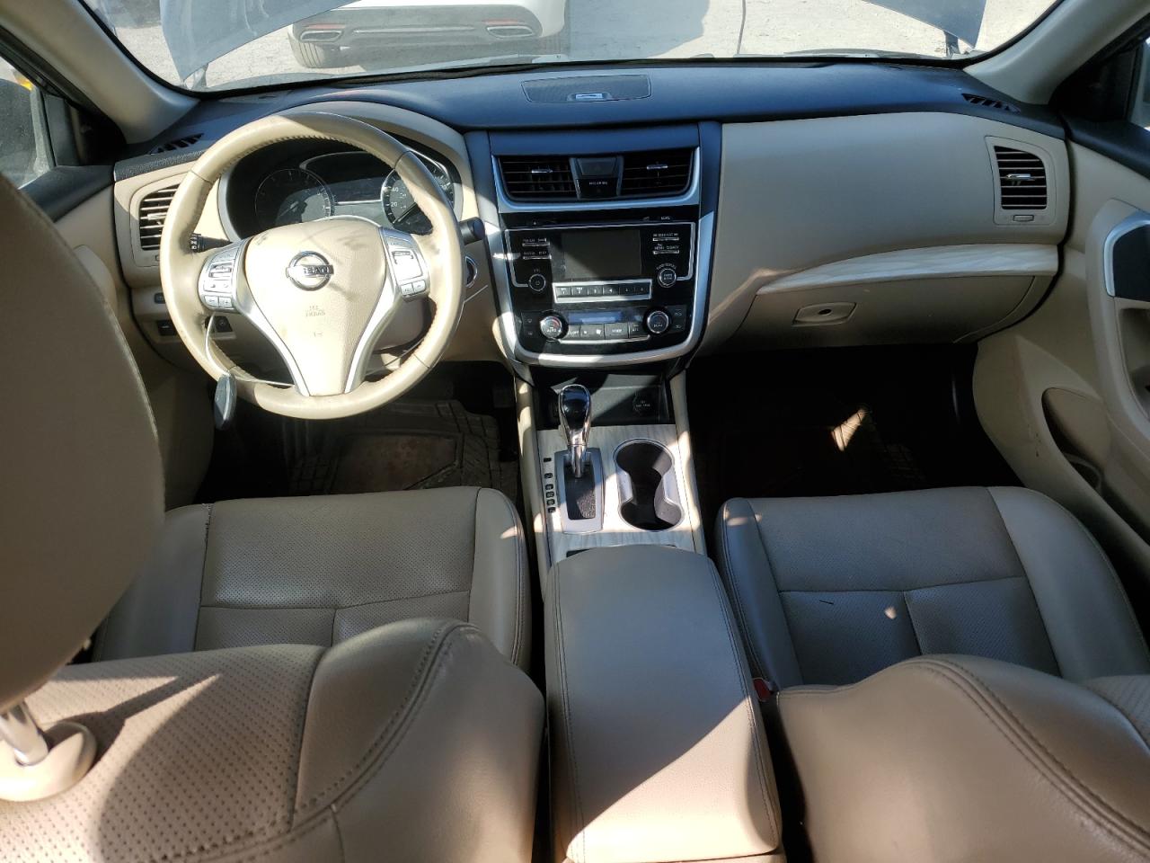 2018 Nissan Altima 2.5 vin: 1N4AL3AP1JC161973