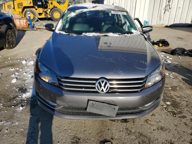 2015 VOLKSWAGEN PASSAT S 1VWAT7A35FC118384