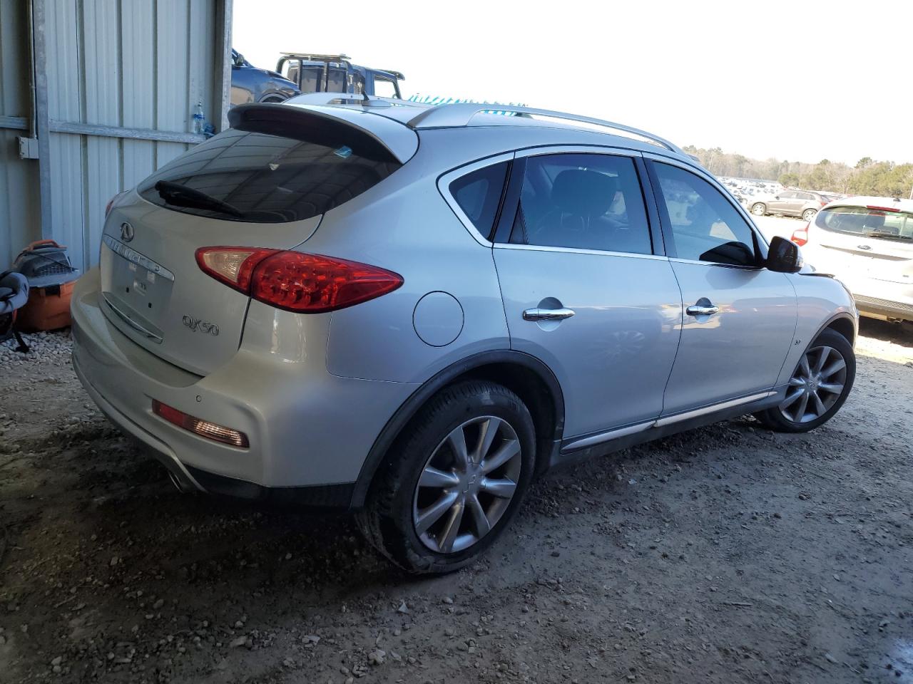 JN1BJ0RP3GM232586 2016 Infiniti Qx50