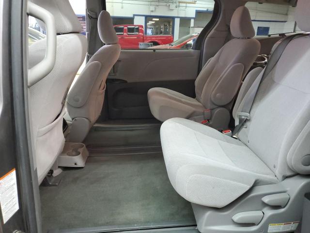 2017 TOYOTA SIENNA 5TDKZ3DC7HS840676