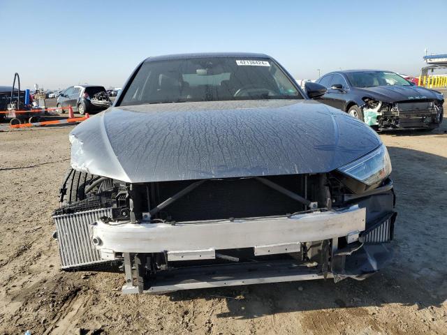 2019 AUDI A8 L WAU8DAF80KN019371