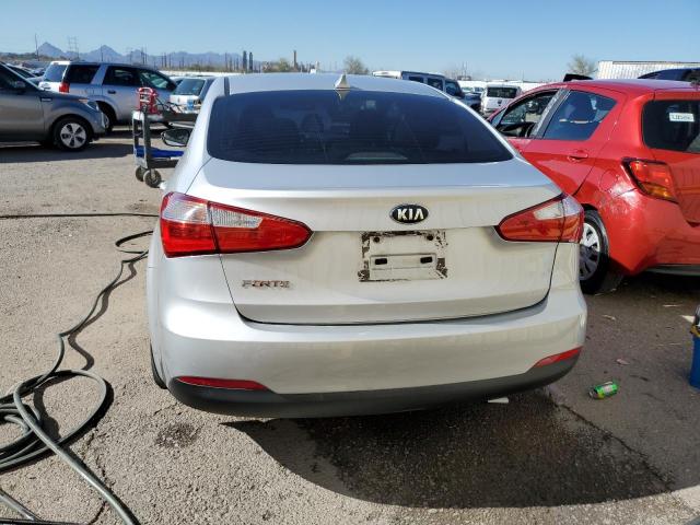 2016 KIA FORTE LX KNAFX4A61G5590493