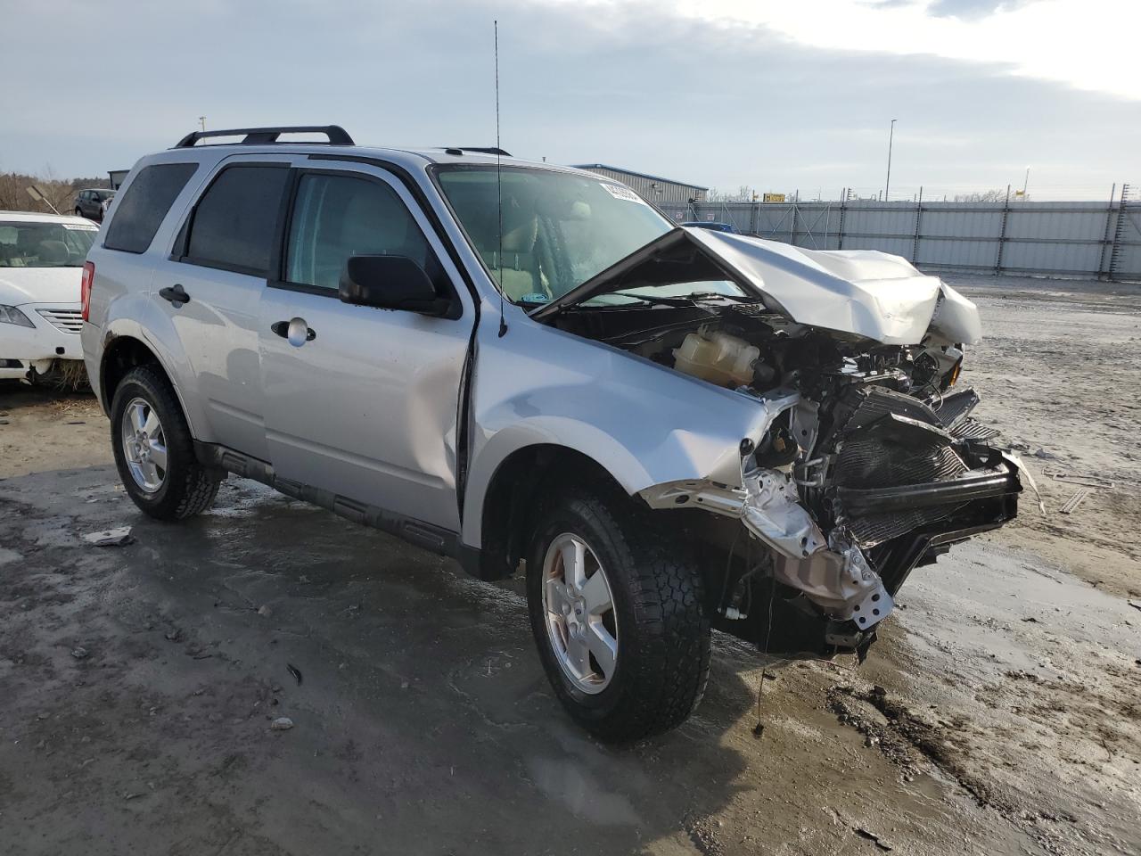 1FMCU0DG8CKA35415 2012 Ford Escape Xlt