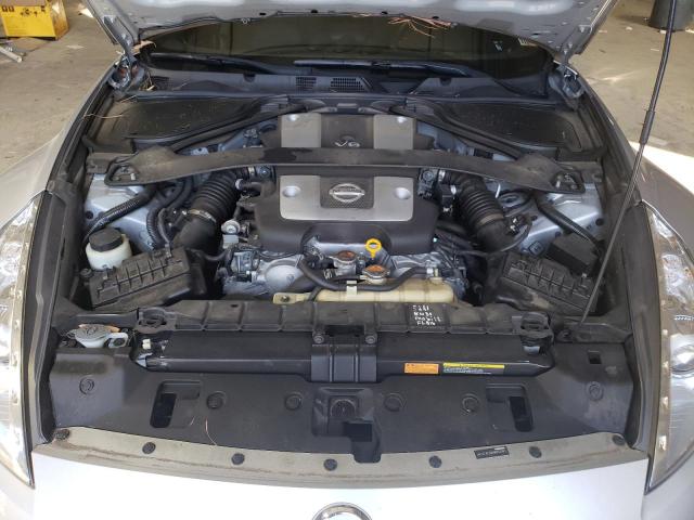 2017 Nissan 370Z - Image 11