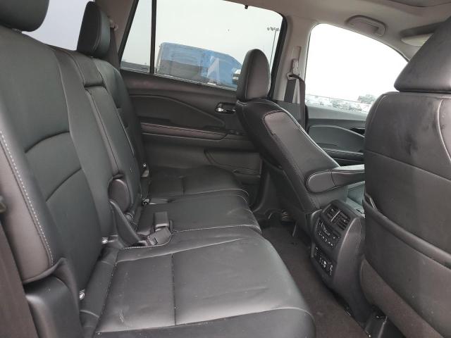 2019 HONDA PILOT TOUR 5FNYF5H90KB037443