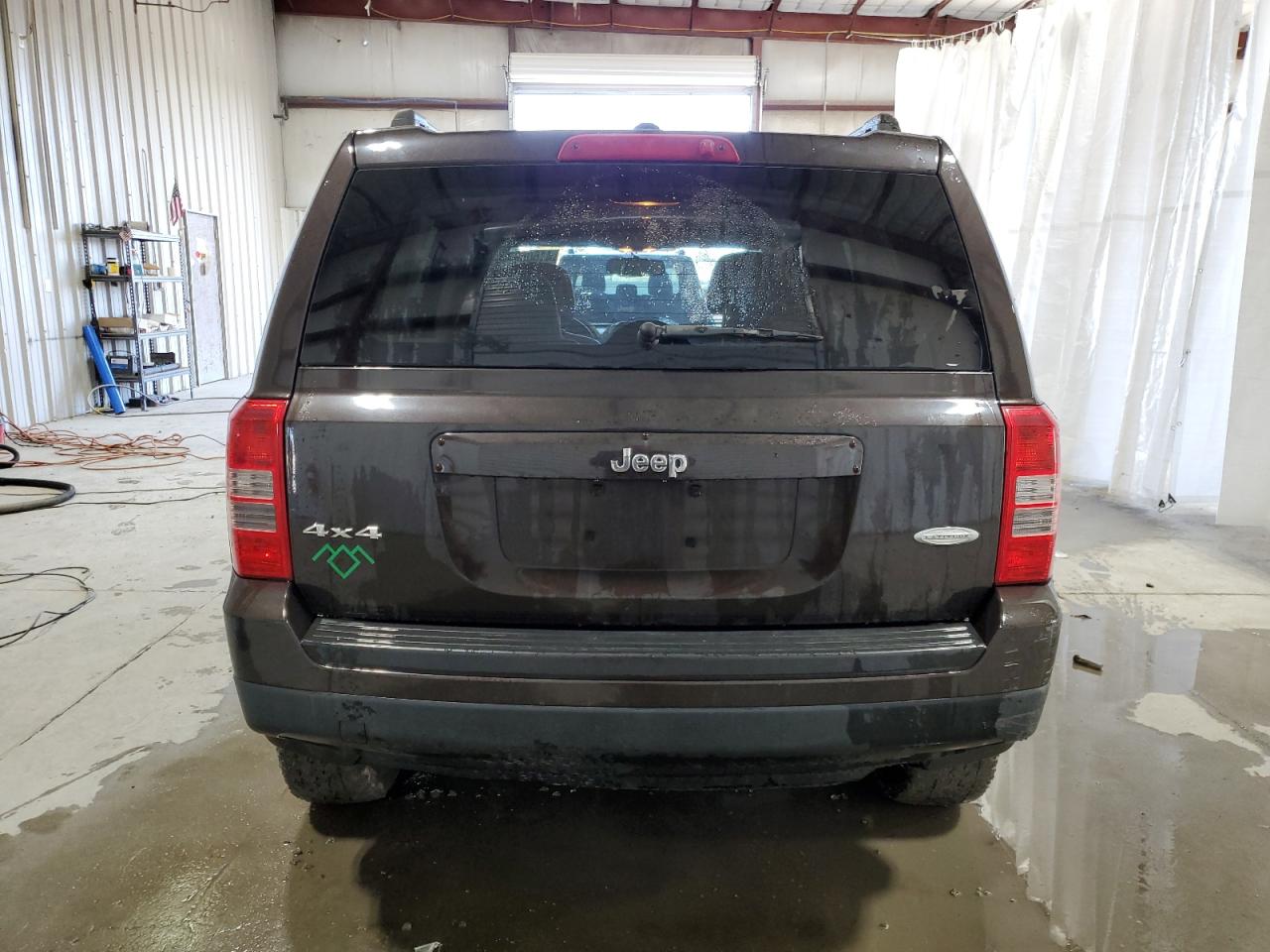 1C4NJRFB0ED588627 2014 Jeep Patriot Latitude