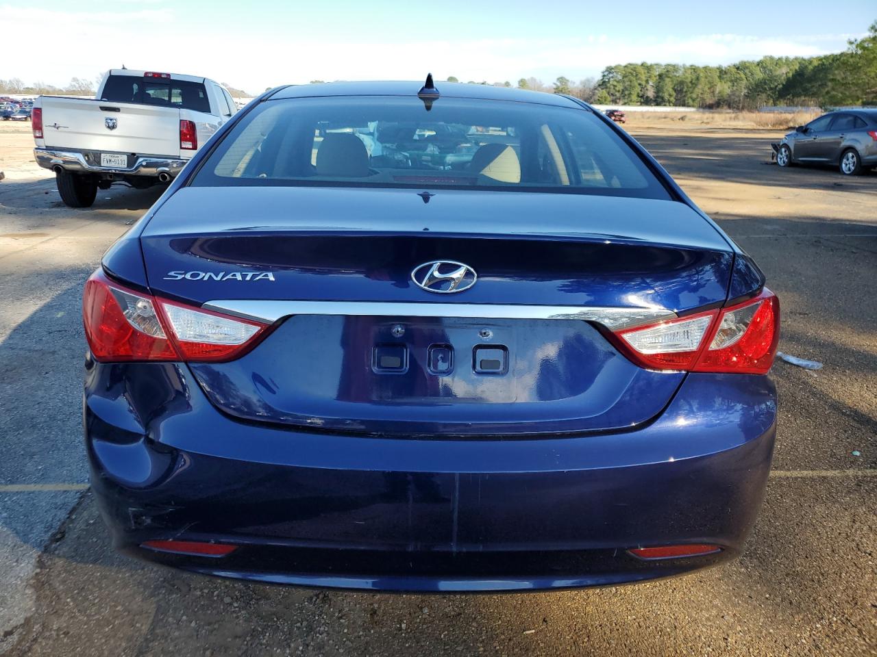 5NPEB4AC7BH053140 2011 Hyundai Sonata Gls