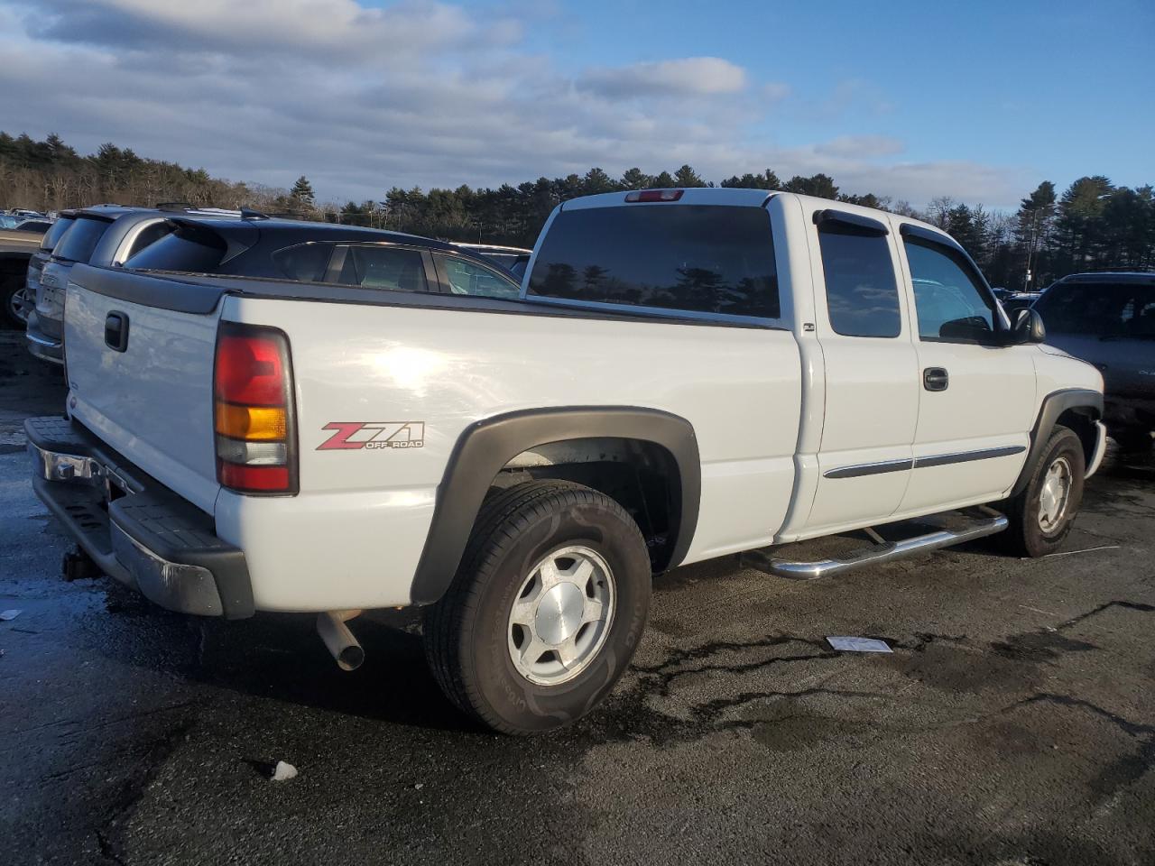 2gtek19t241373960 2GTEK19T241373960 2004 GMC New Sierra K1500
