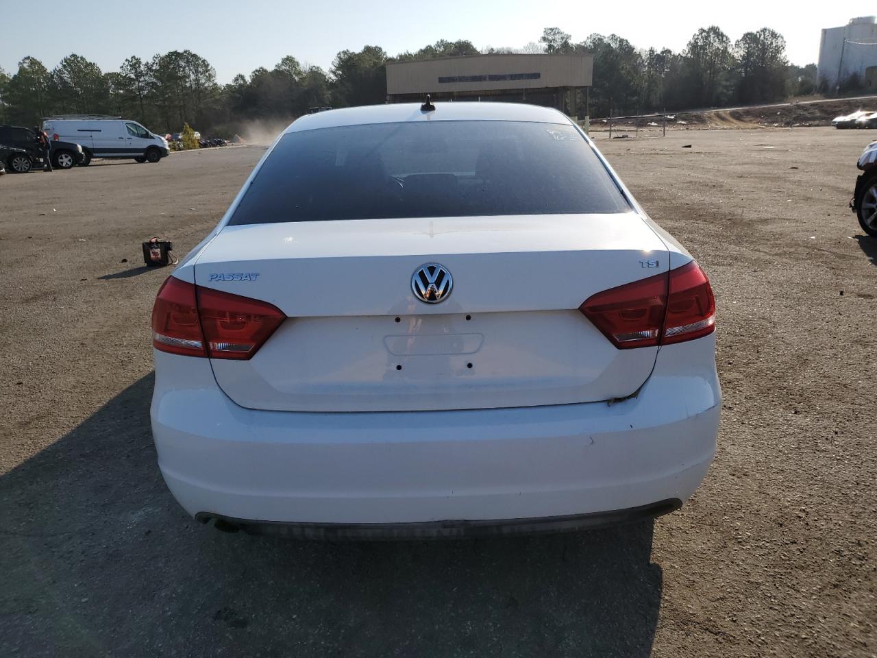 1VWAS7A34EC025096 2014 Volkswagen Passat S