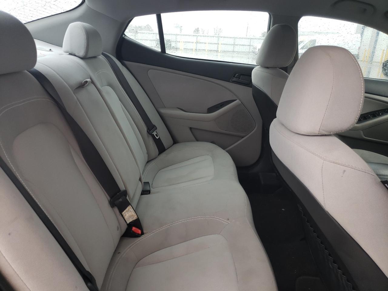 KNAGM4A70B5186471 2011 Kia Optima Lx