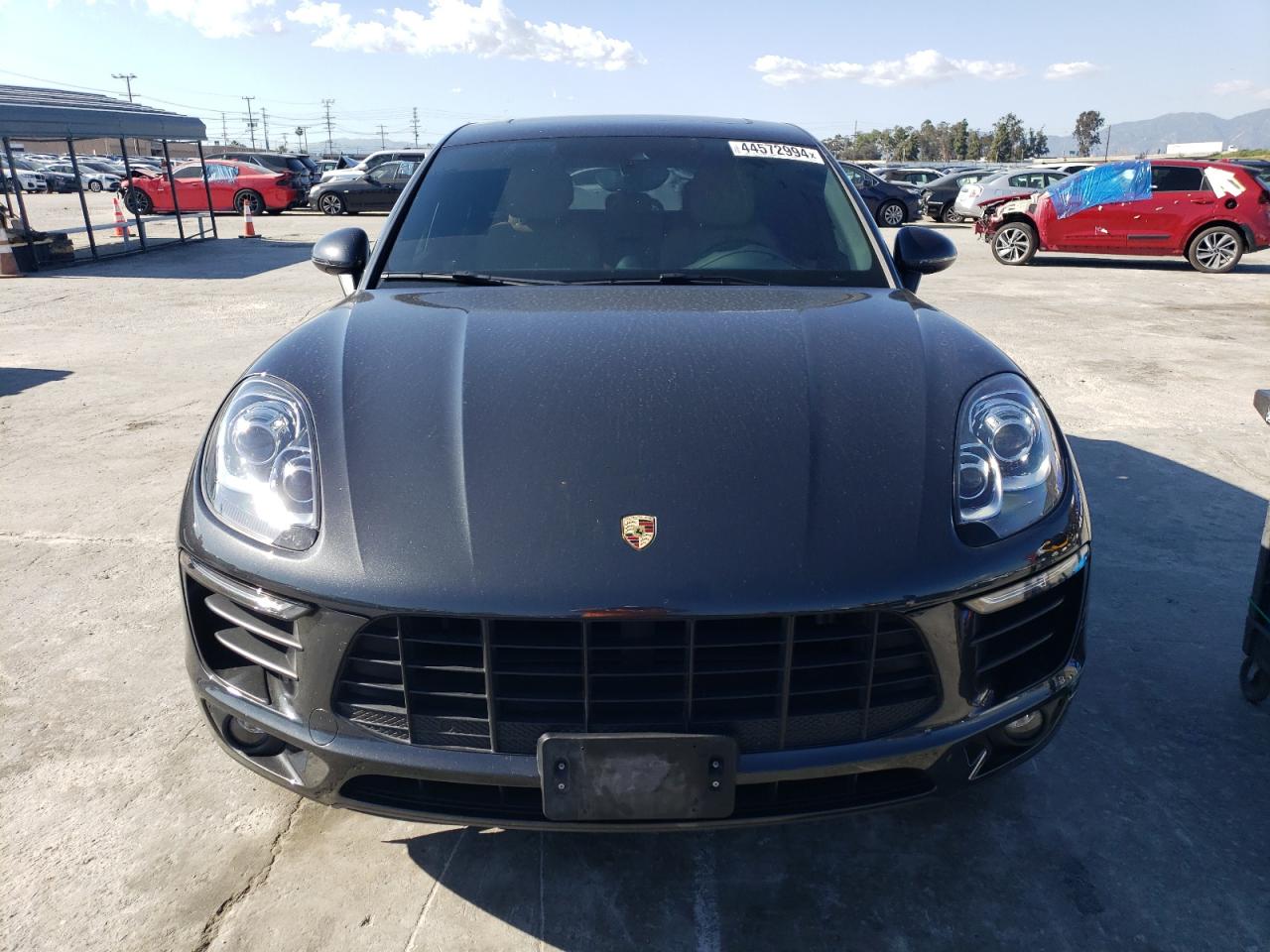 WP1AA2A59JLB24547 2018 Porsche Macan