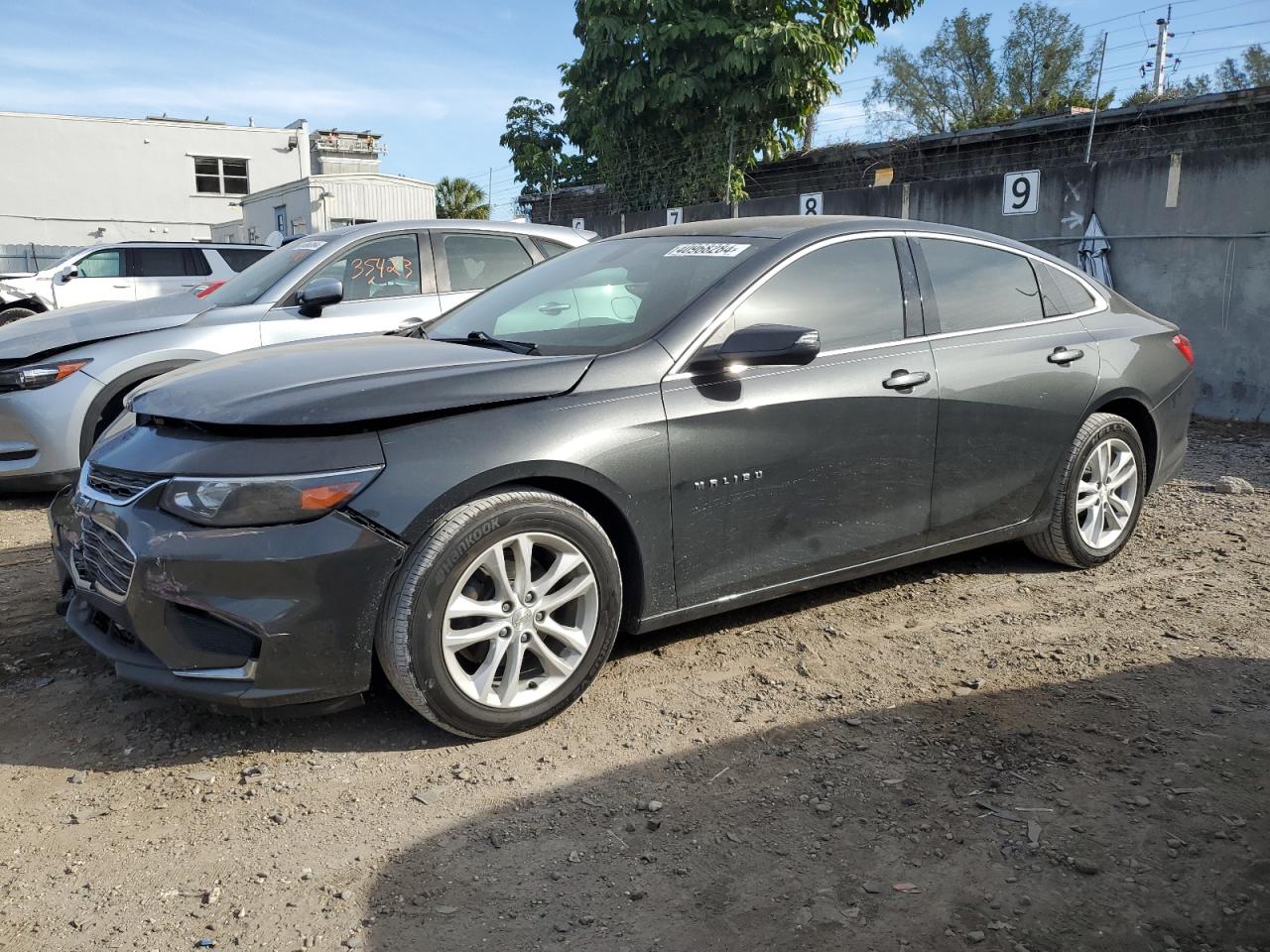 1G1ZD5ST3JF156198 2018 Chevrolet Malibu Lt