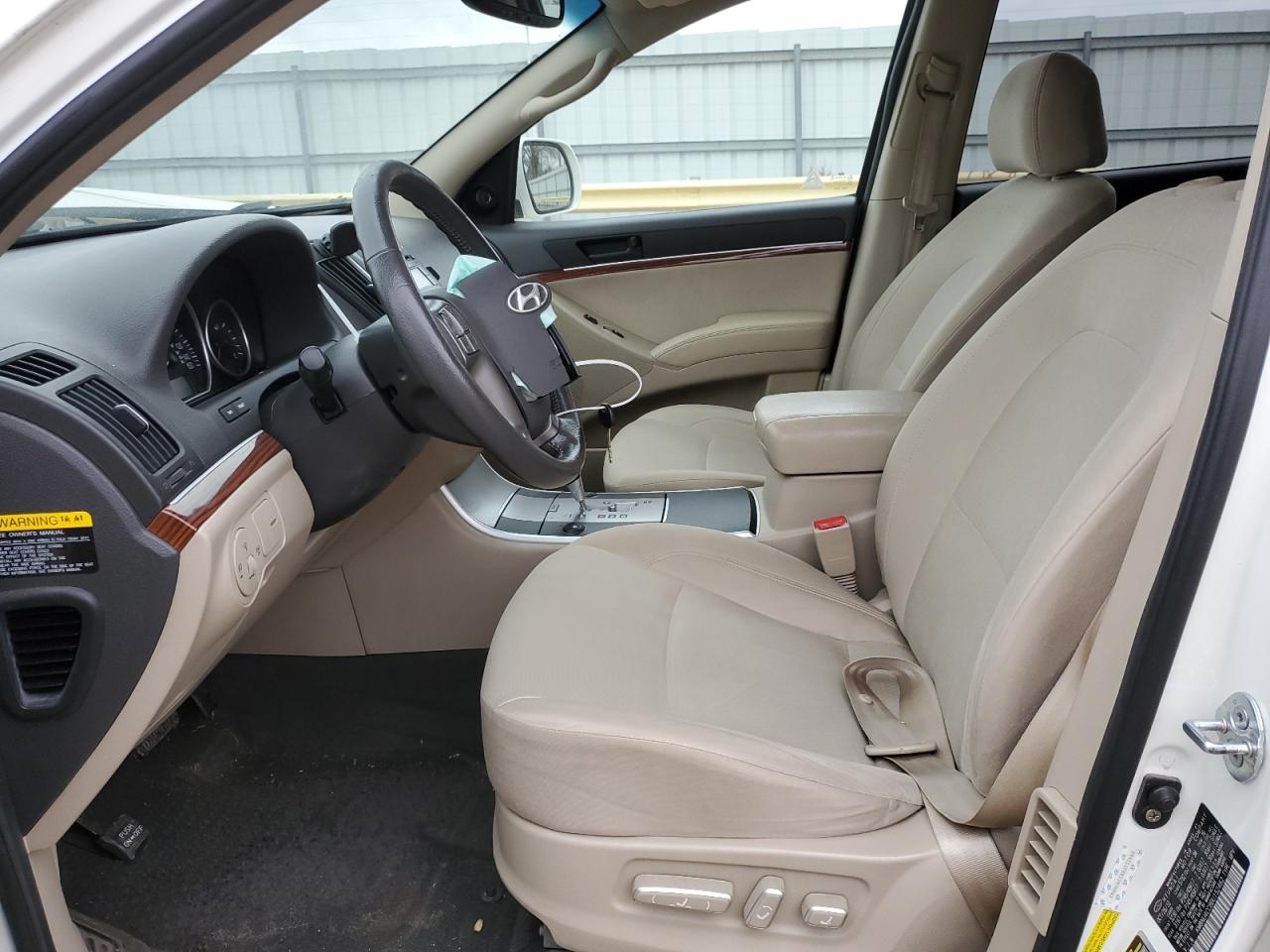 KM8NU4CC8BU152462 2011 Hyundai Veracruz Gls