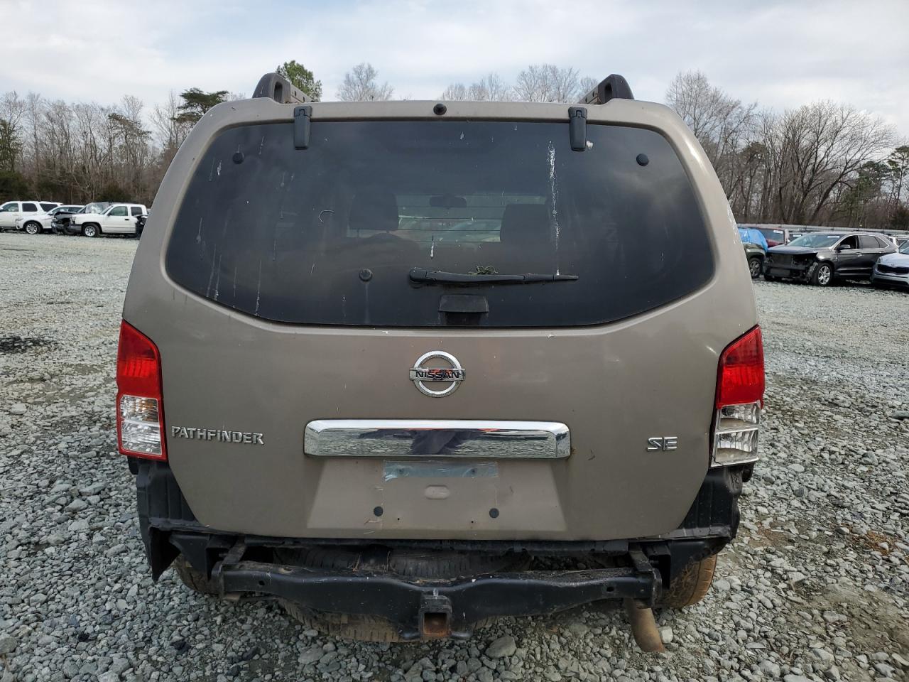 5N1AR18W85C776838 2005 Nissan Pathfinder Le