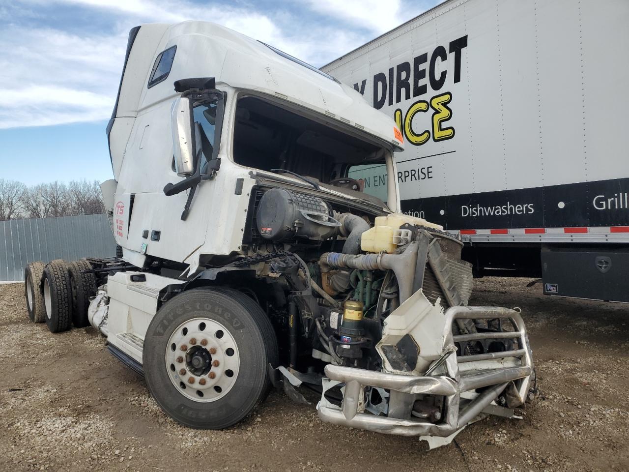 Lot #2902887757 2018 VOLVO VN VNL