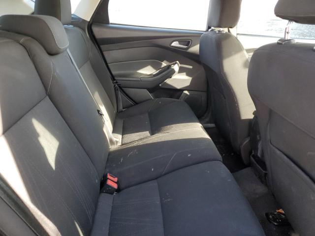 2015 FORD FOCUS SE 1FADP3K26FL278105