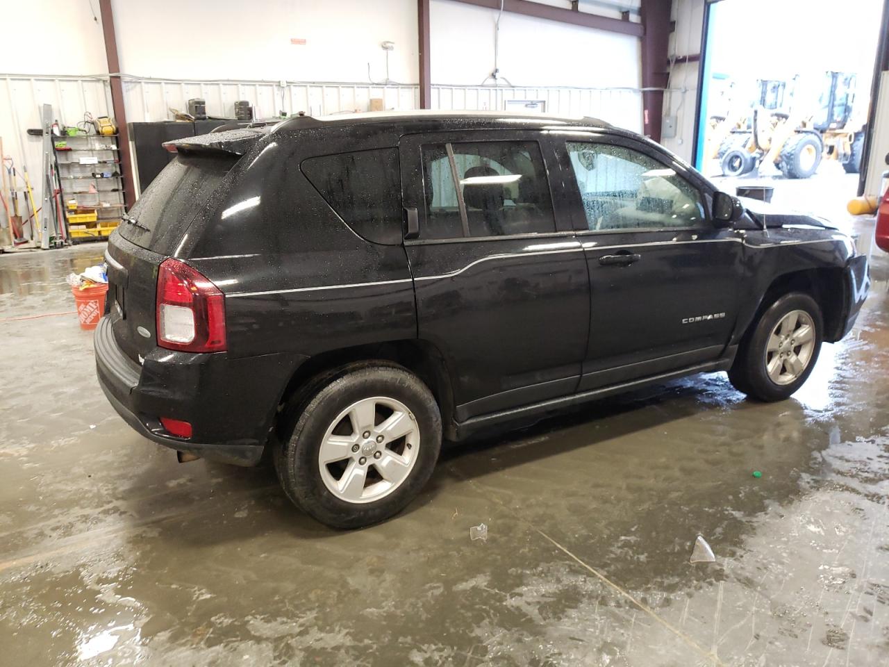 1C4NJCEB6GD651411 2016 Jeep Compass Latitude