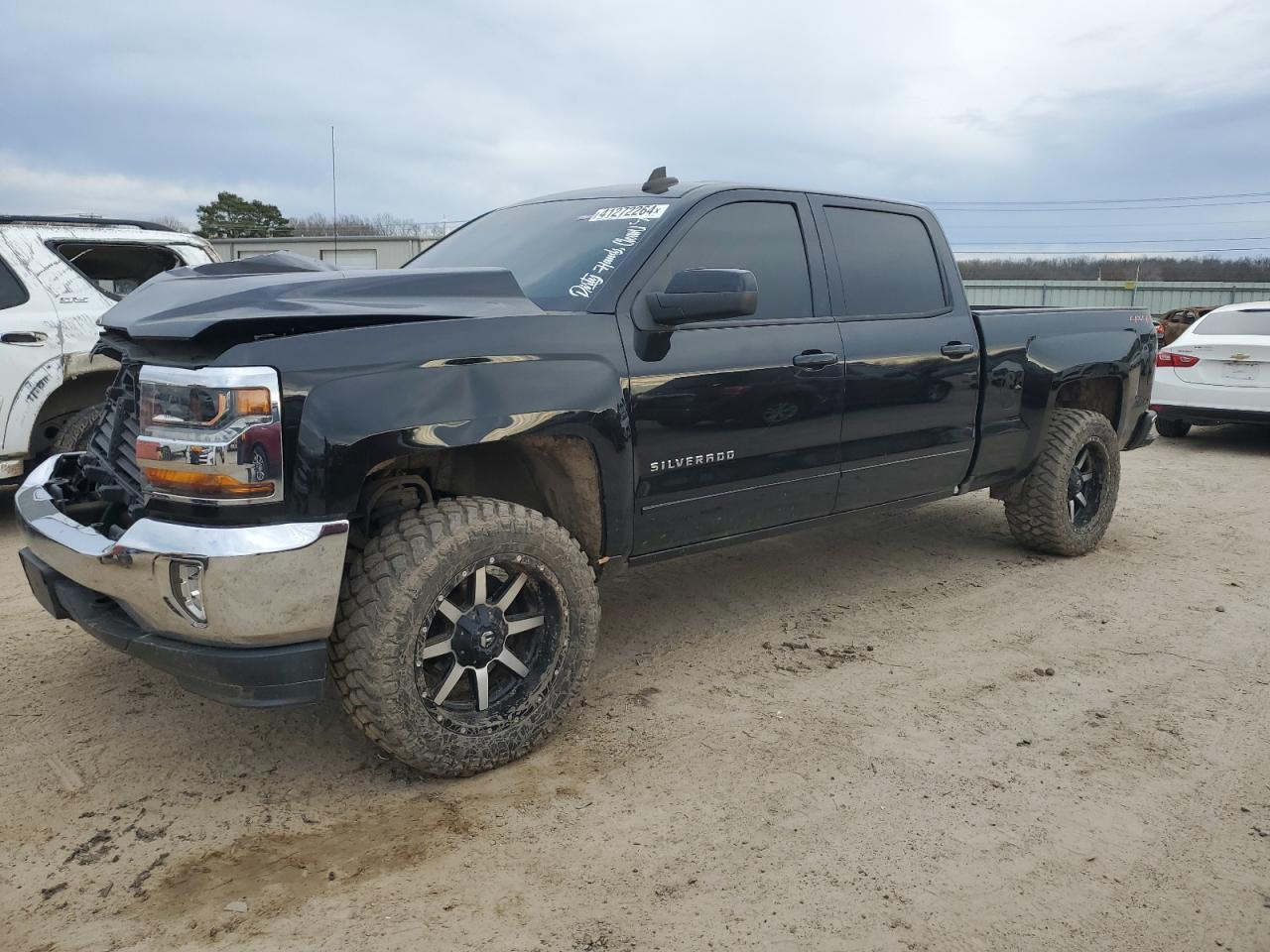 2018 Chevrolet Silverado K1500 Lt vin: 1GCUKREC9JF204202