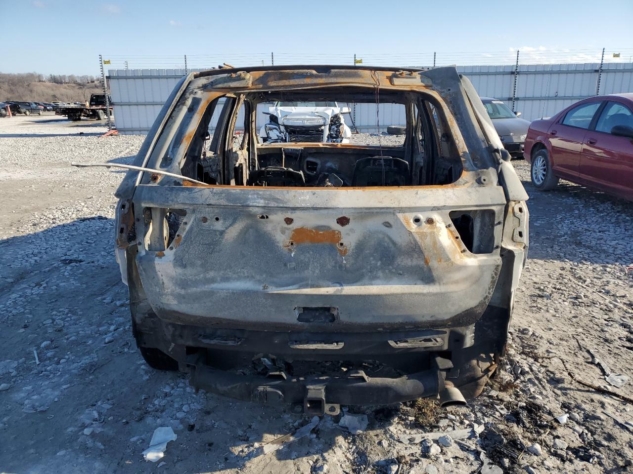 1C4RJFCG4CC343249 2012 Jeep Grand Cherokee Overland