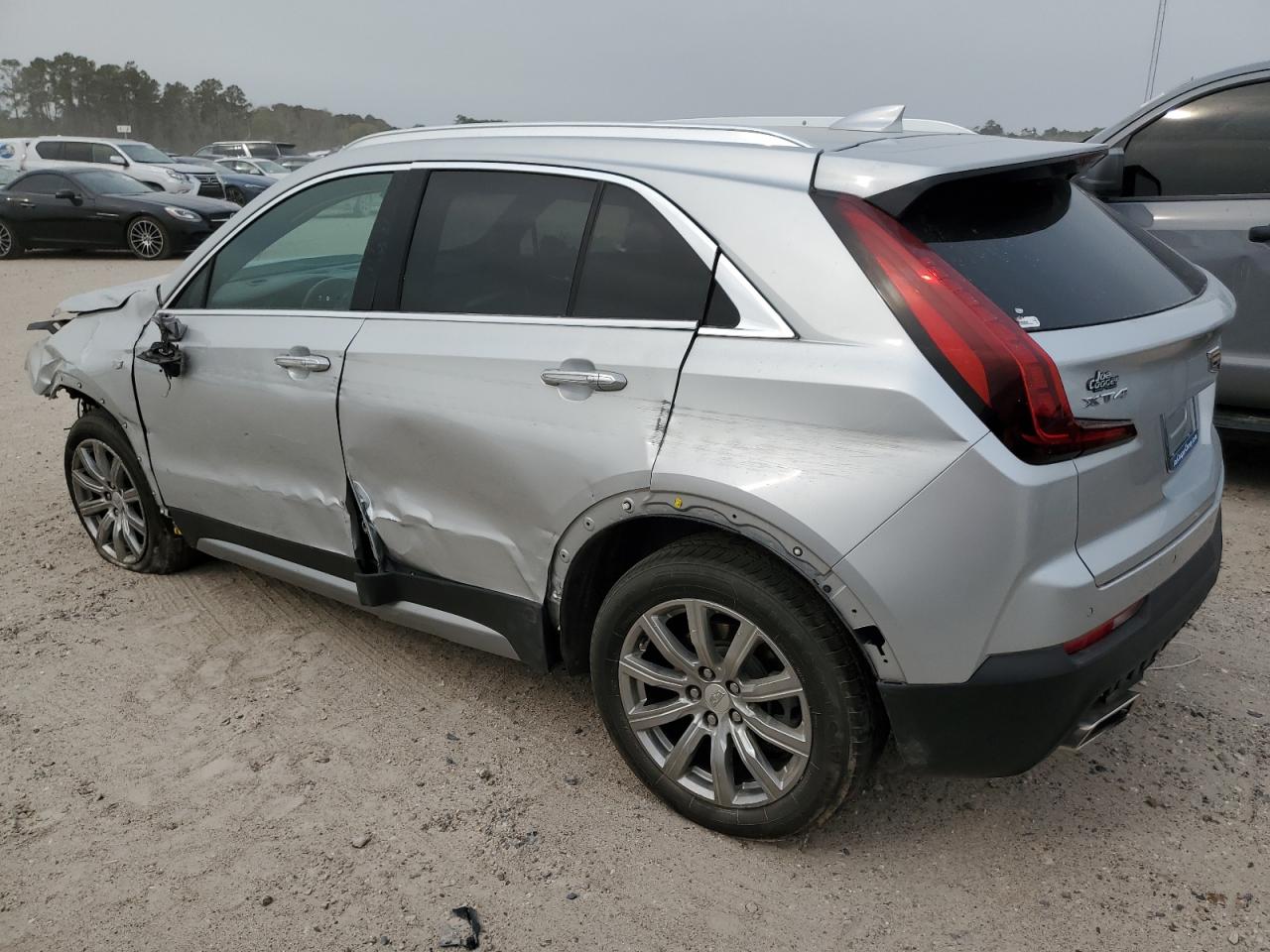 1gyfzcr45mf003982 1GYFZCR45MF003982 2021 Cadillac Xt4 Premium Luxury