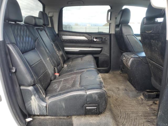 2017 TOYOTA TUNDRA CRE 5TFAY5F18HX618521