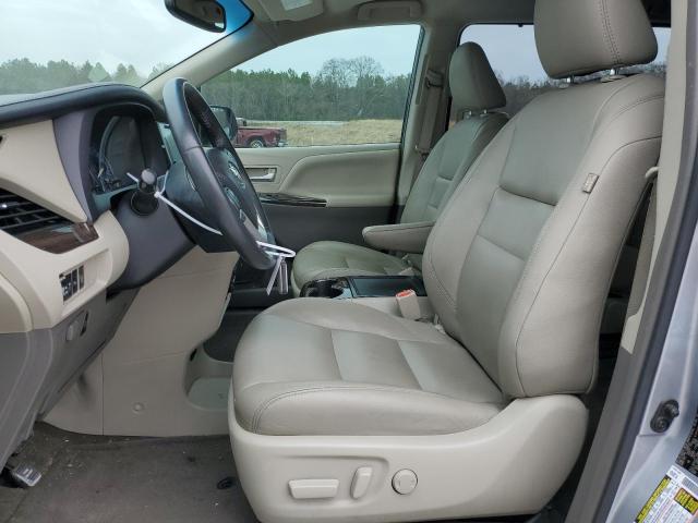 2017 TOYOTA SIENNA XLE 5TDYZ3DC0HS814236