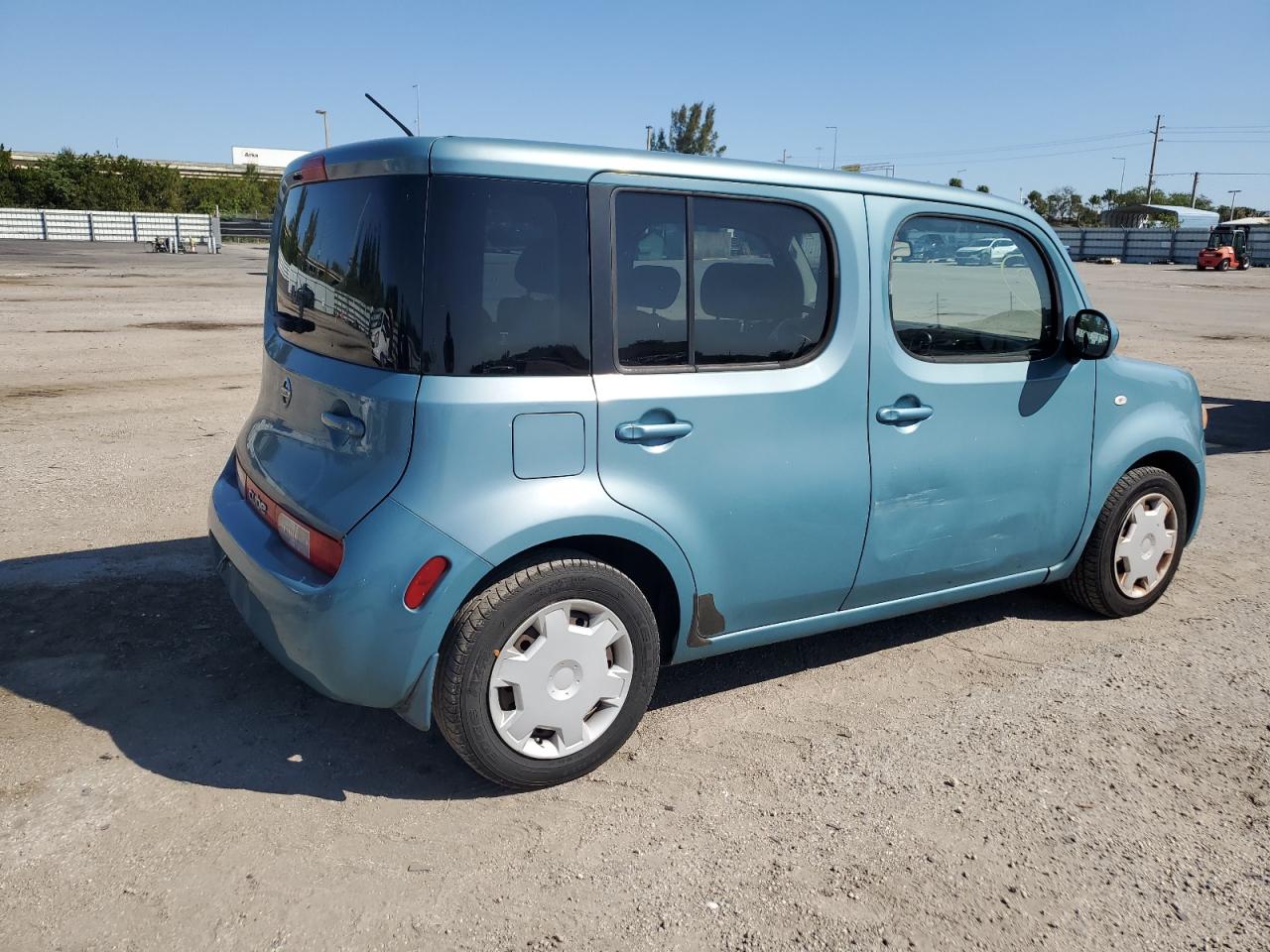 JN8AZ2KR3BT204542 2011 Nissan Cube Base