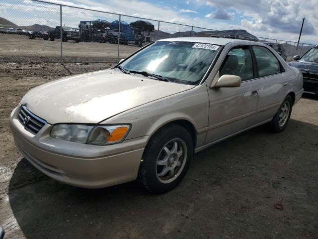 2000 Toyota Camry Ce VIN: 4T1BG22K5YU633429 Lot: 43822154