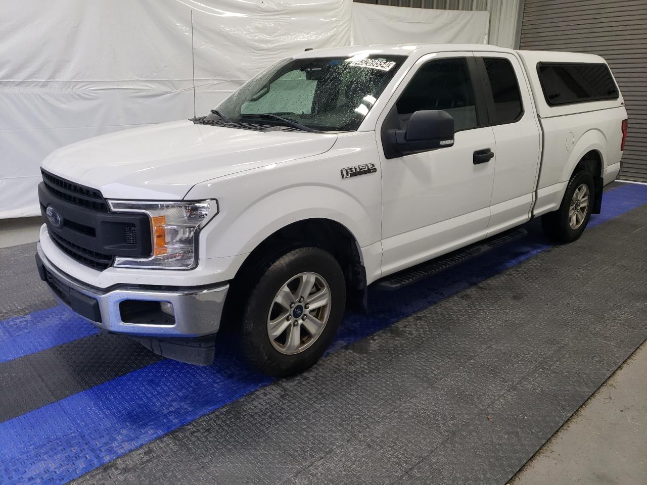 2018 Ford F150 Super Cab vin: 1FTEX1CB8JKE81822