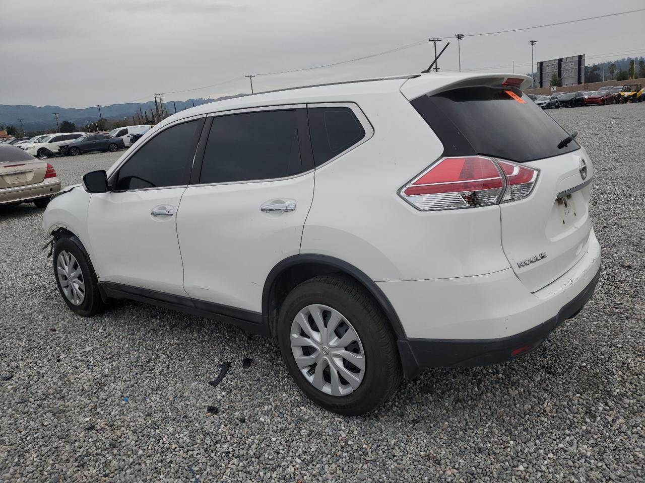 5N1AT2MT5EC768876 2014 Nissan Rogue S