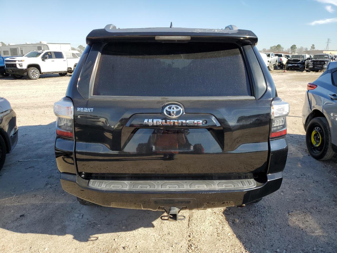 JTEZU5JRXH5160869 2017 Toyota 4Runner Sr5